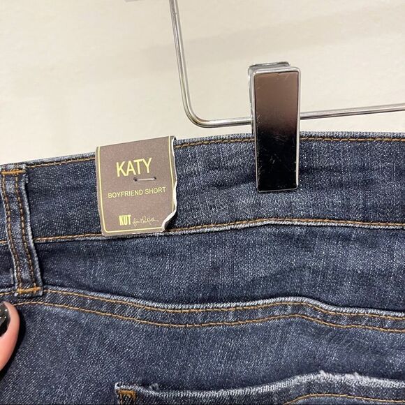 Kut From The Kloth Katy Boyfriend Denim Shorts Dark Wash - Picture 3 of 6